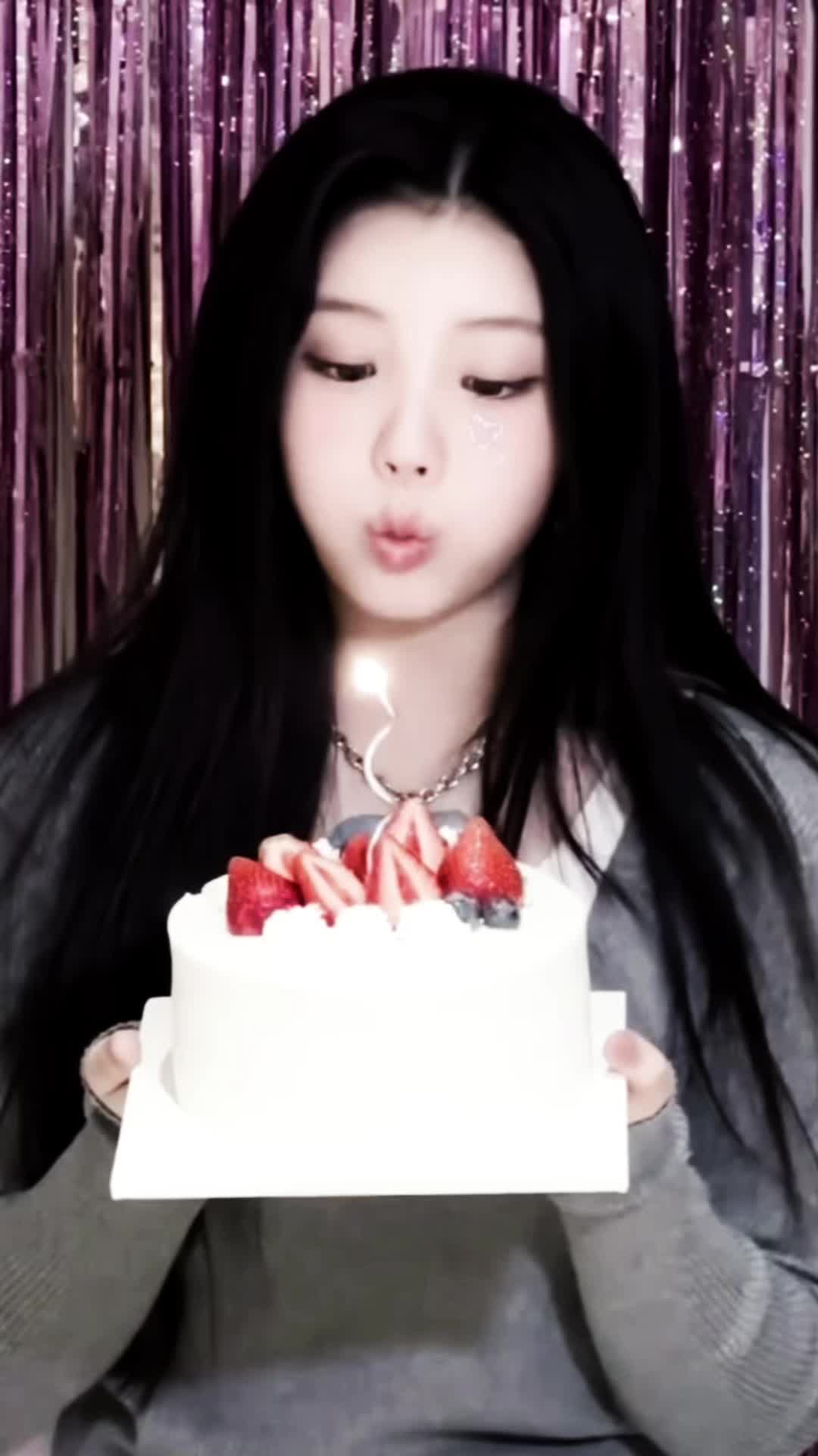 @Porcelain doll