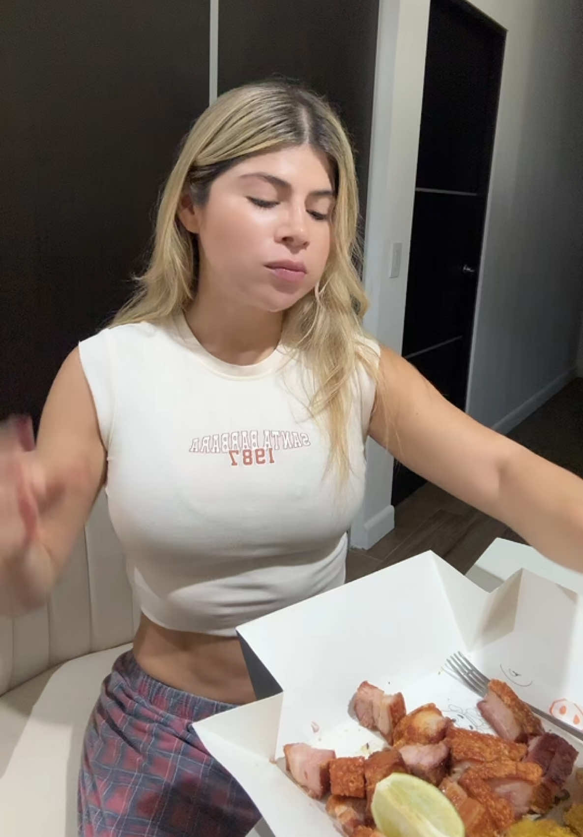 @sharooncastilloo
