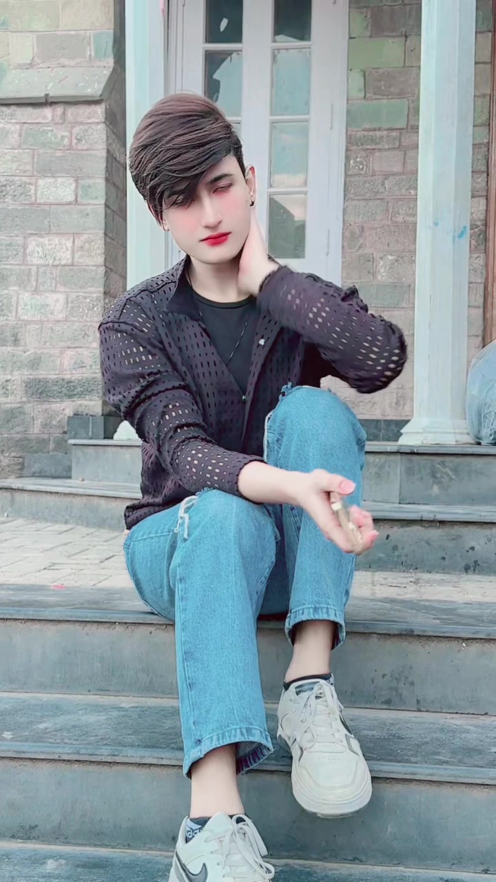 @shari jan official