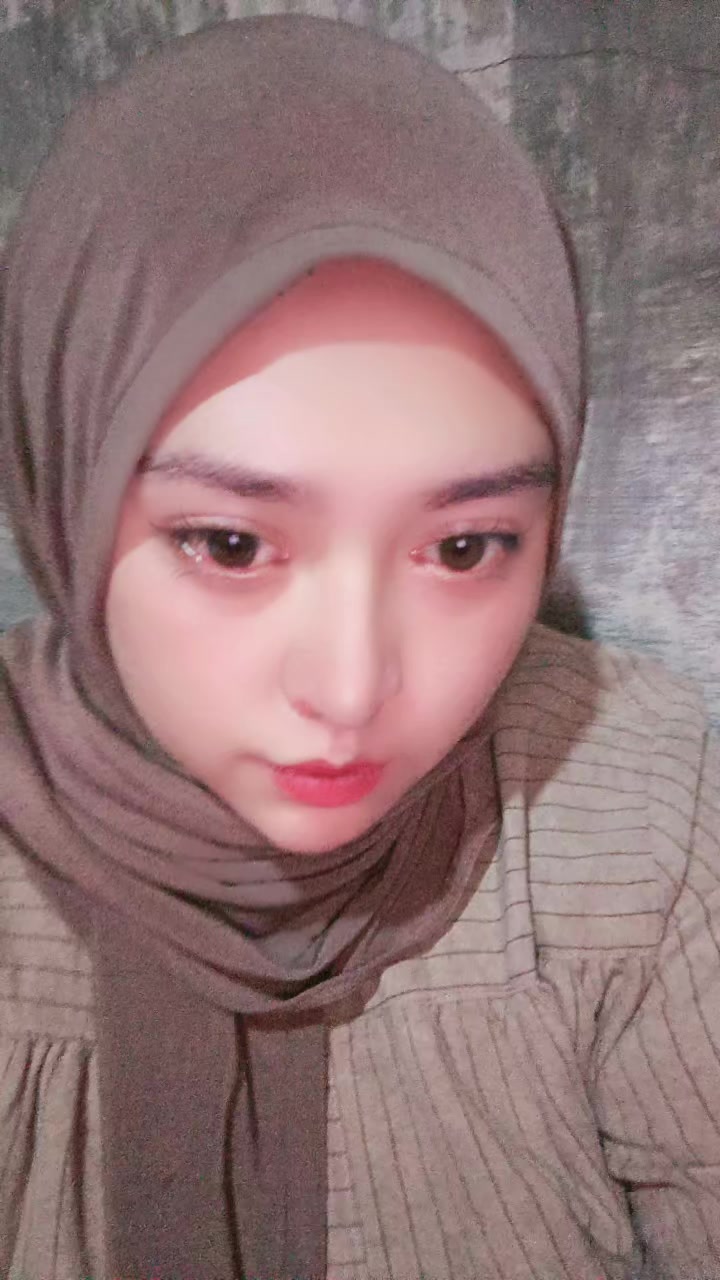 @Seri Wahyuni3000
