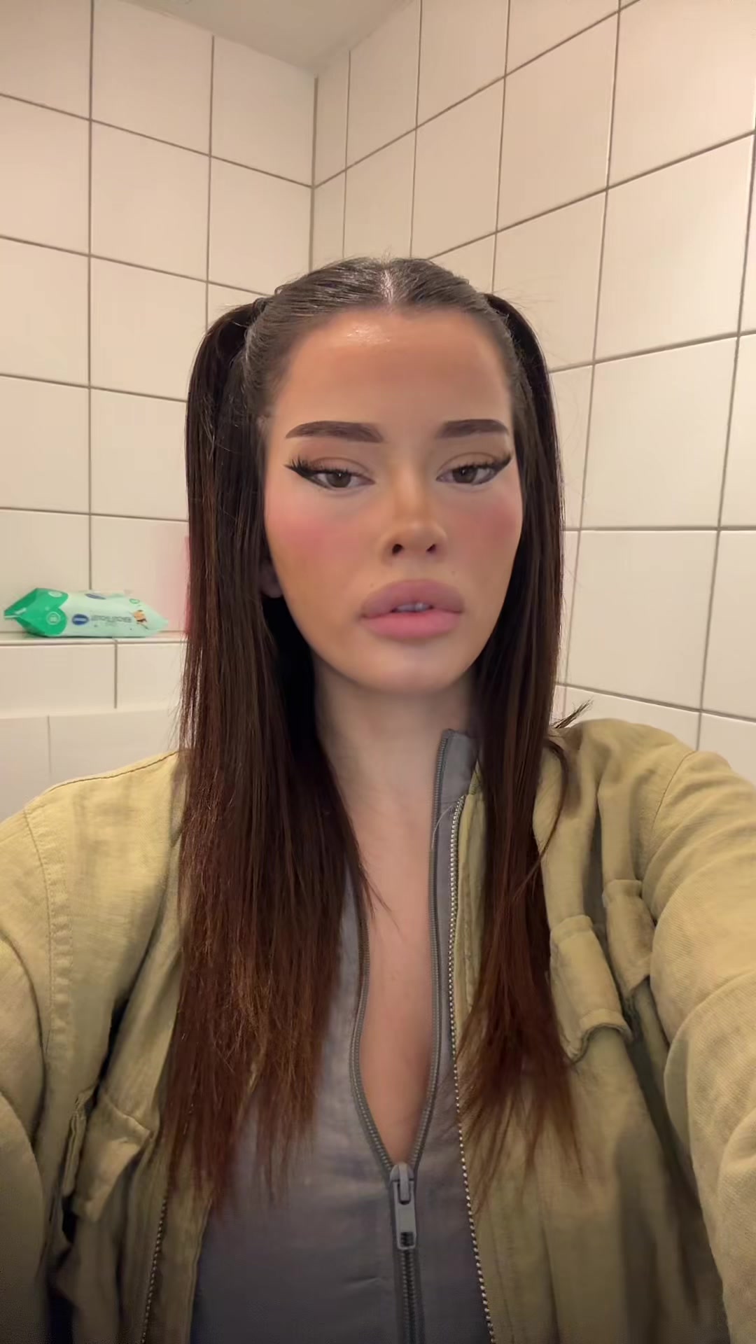 @Albina Bela
