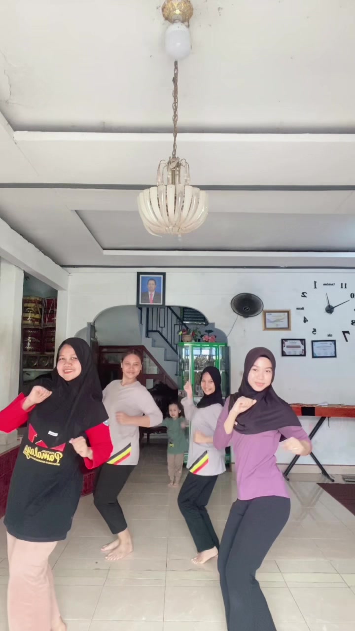 @Sanggar Seni Puti Tungga