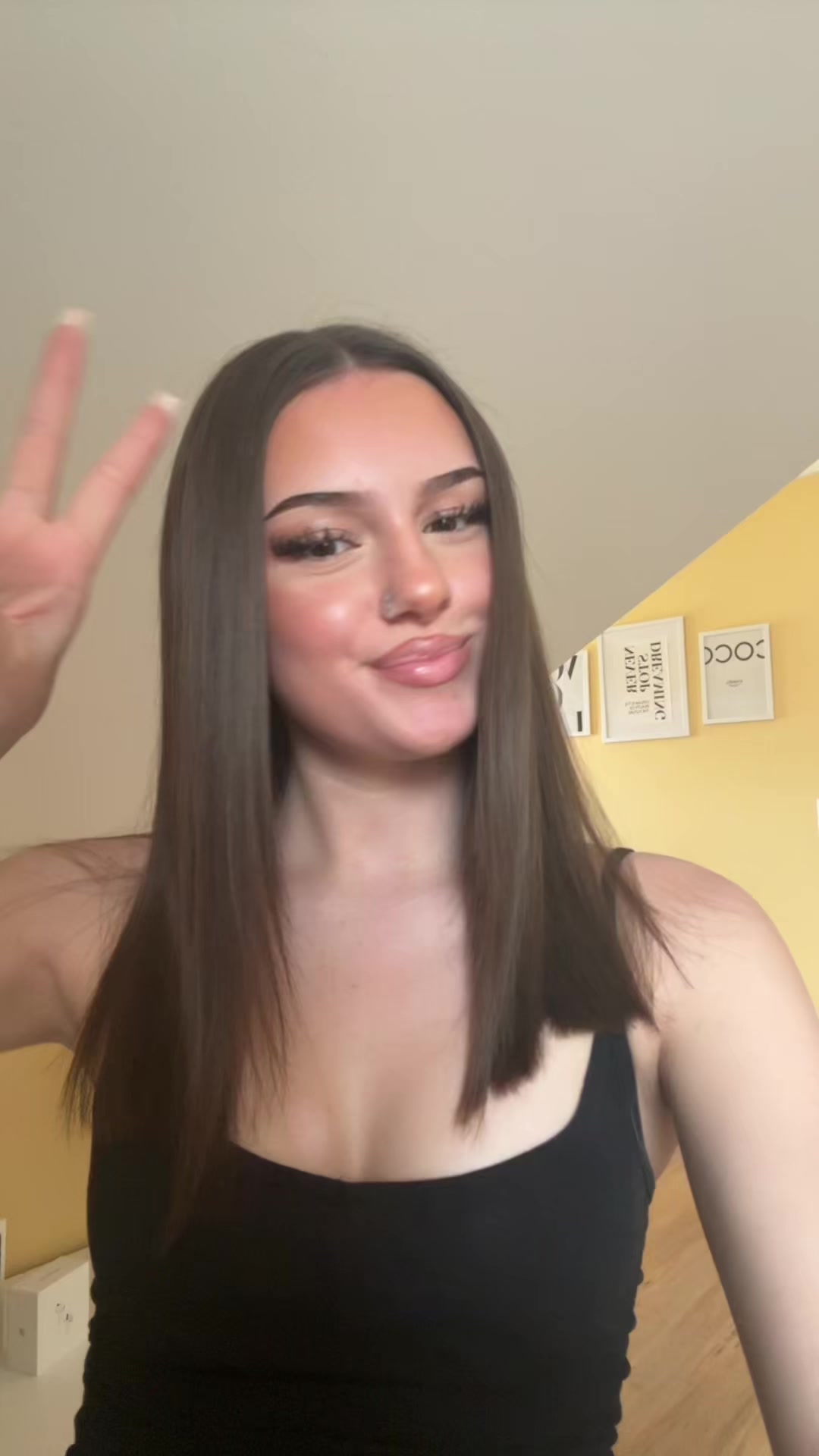 @๐ ๐ผ ๐ถ ๐ ๐ ๐
๐ผ ๐ด
