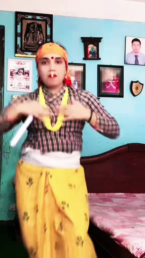 @saisa_bhandari95