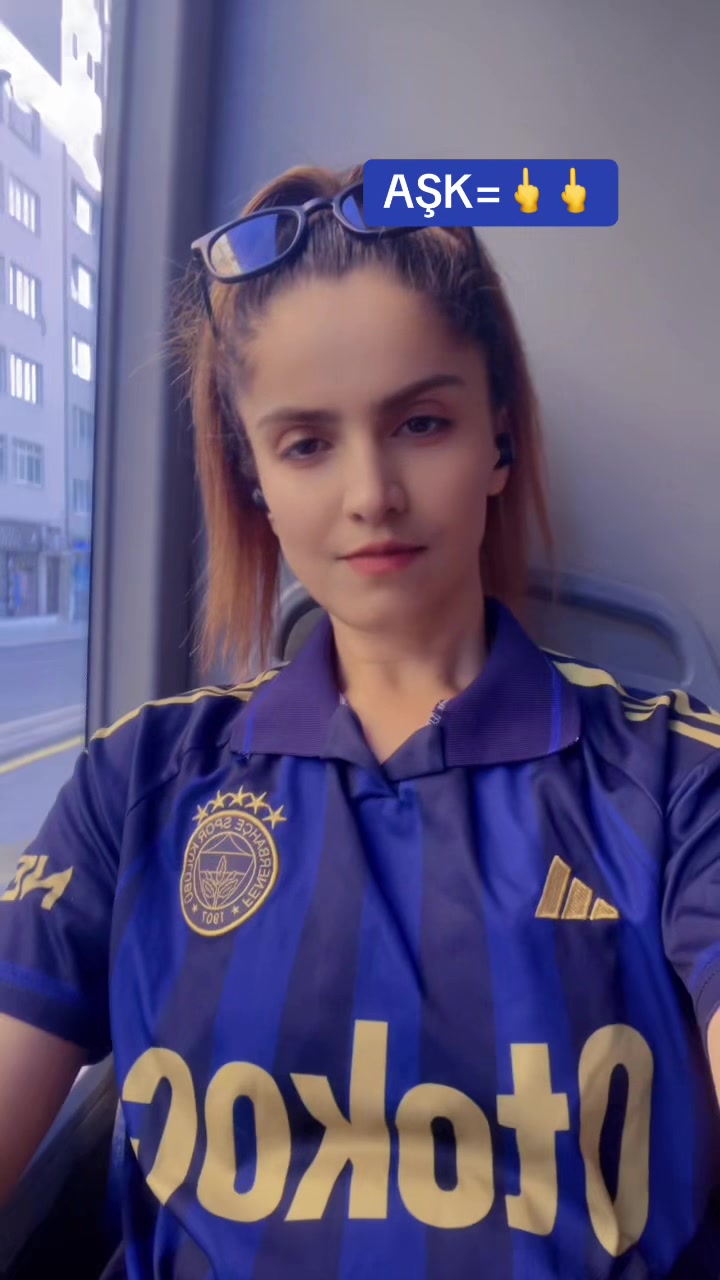 @SPORCU KIZ💛💙