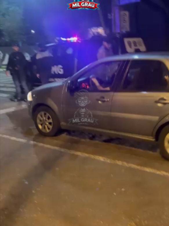 @Guaíra Mil grau Oficial