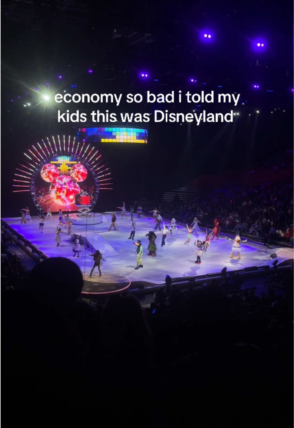 @DELIA | MOM CONTENT CREATOR
