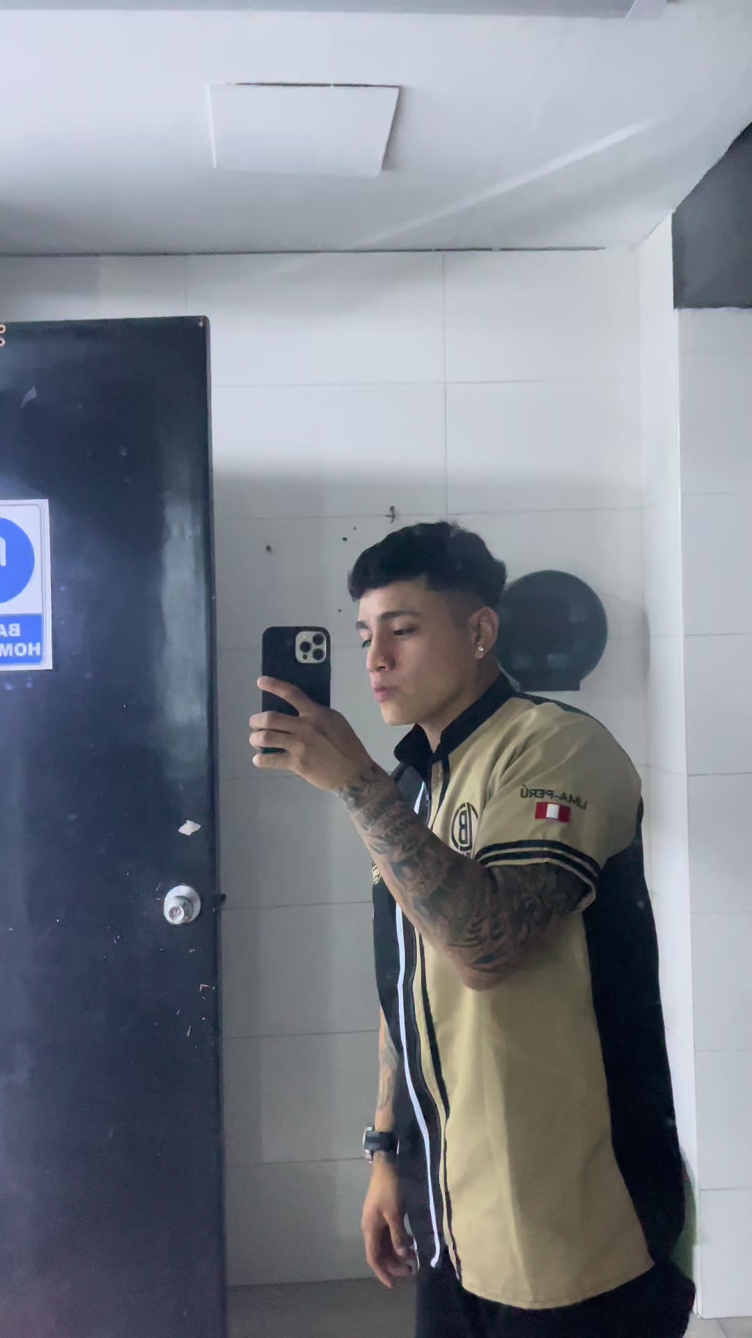 @Josueee_