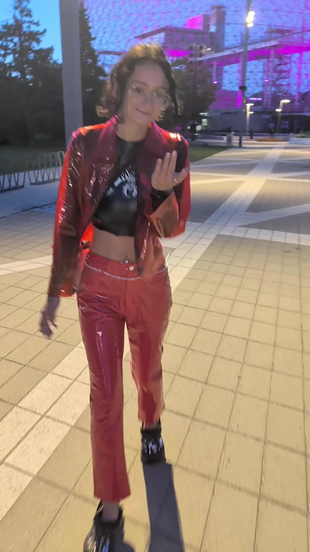 @saint_decadence
