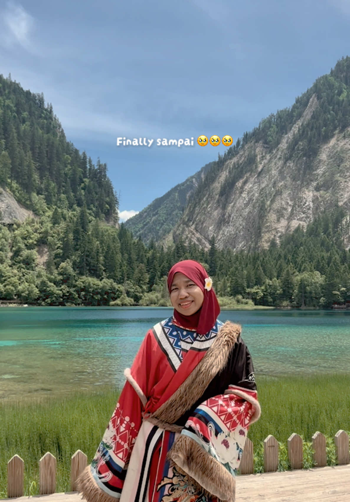 @Yana - Travelog