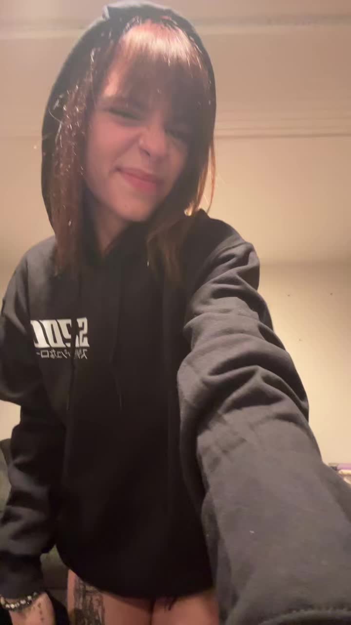 @_shaniatok_