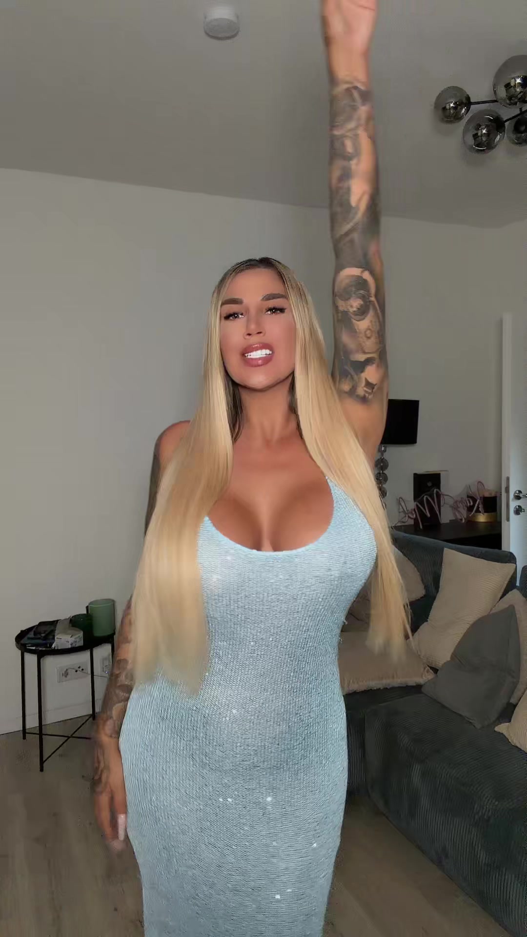 @𝐊𝐚𝐫𝐲 𝐌𝐞𝐥 💛🐝