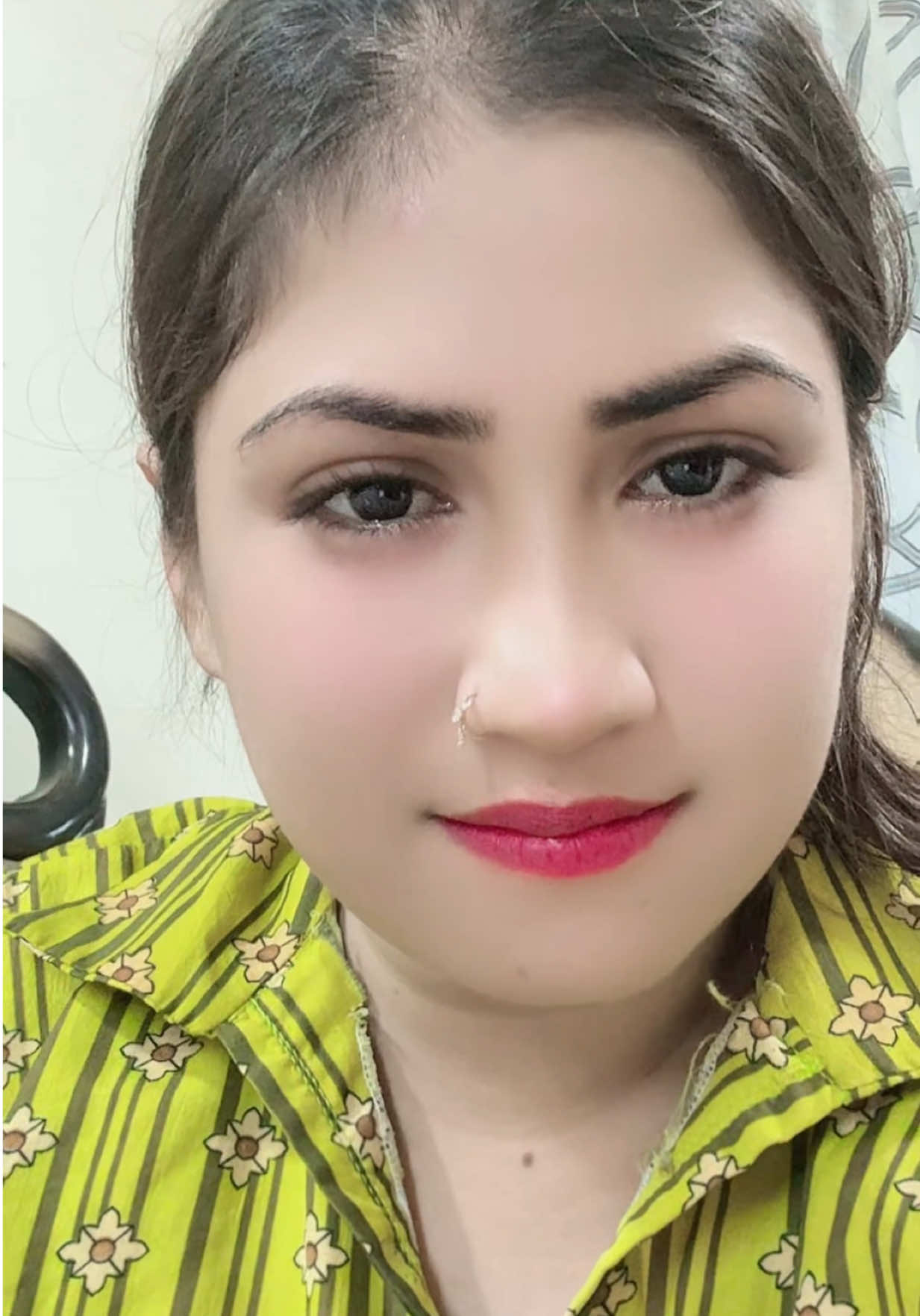 @Mahii_💔_Khan