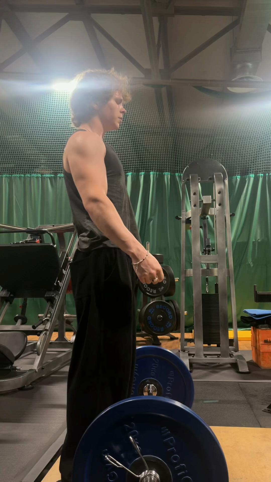 @qwutrixx
