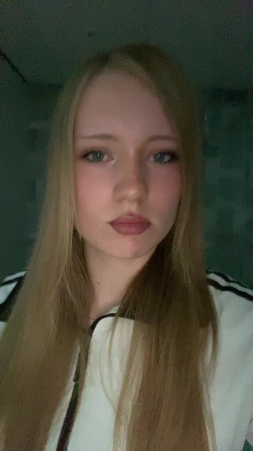 @𝒜𝓃𝓃𝒾⁸⁸⁸