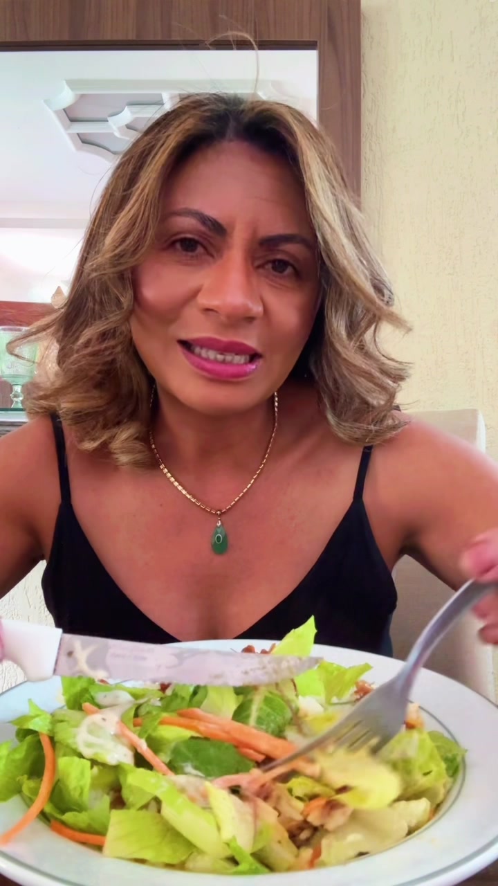 @Carleane rainha dos tutanos