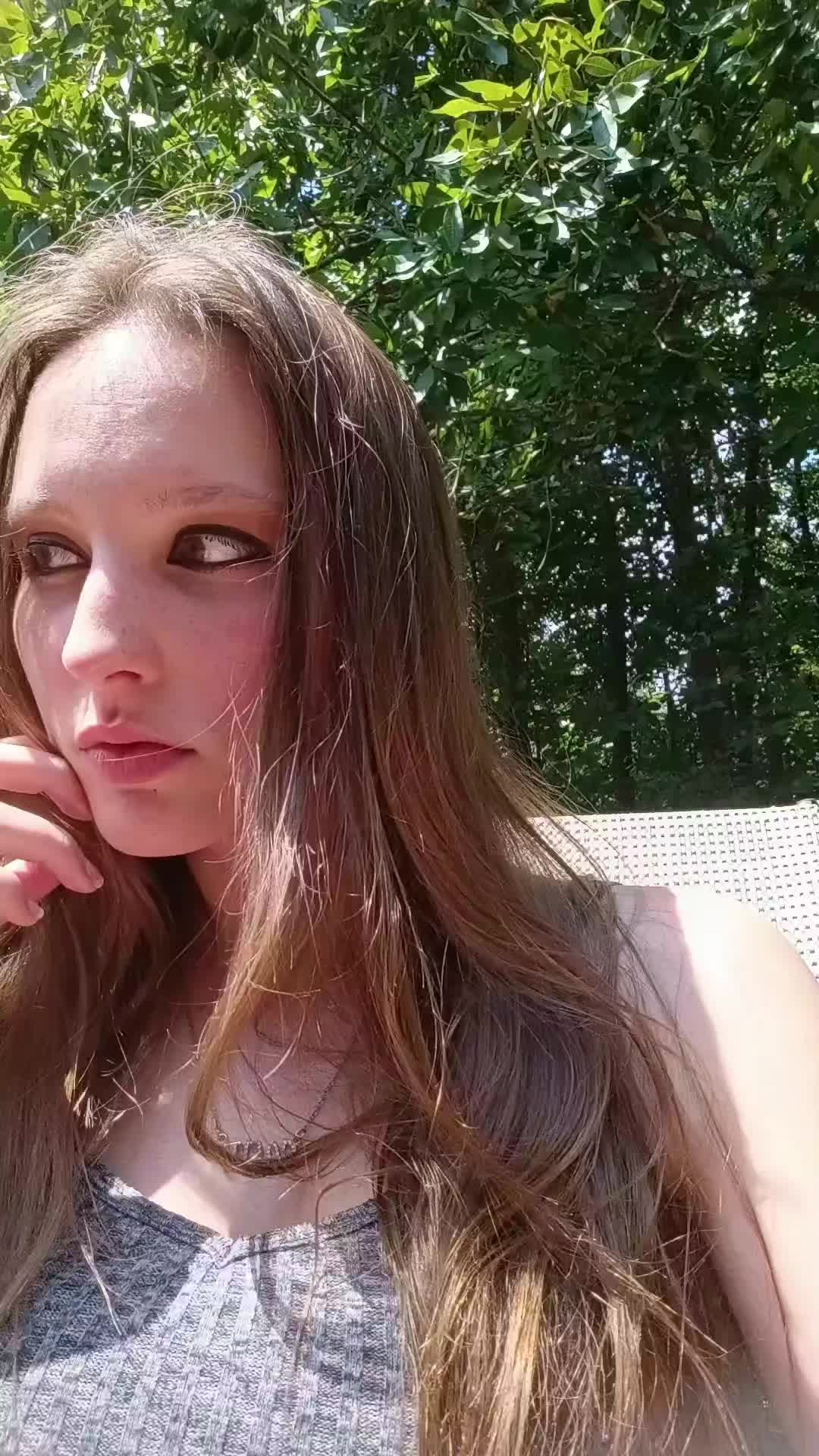 @Ellie