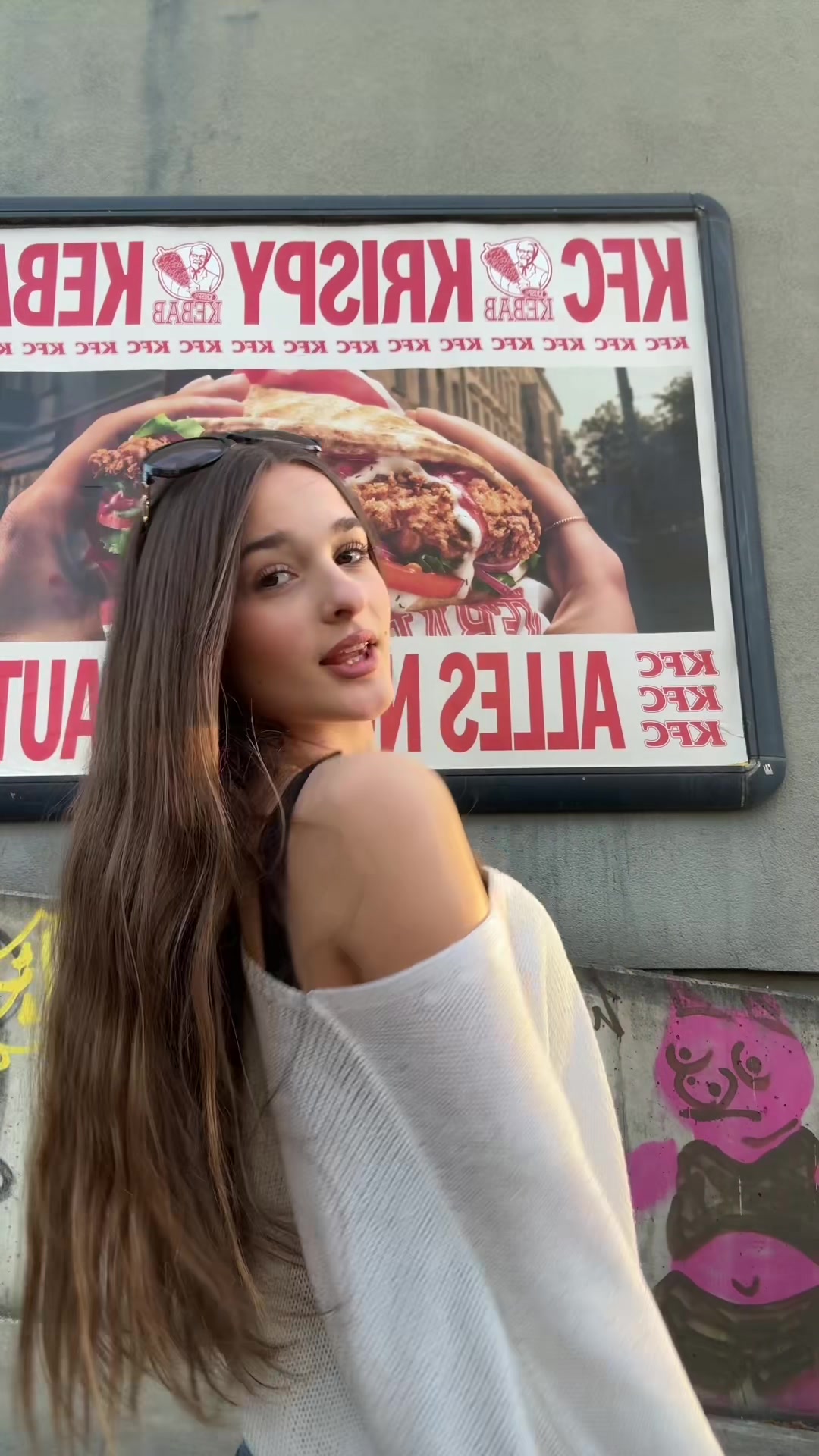 @tara.petracc