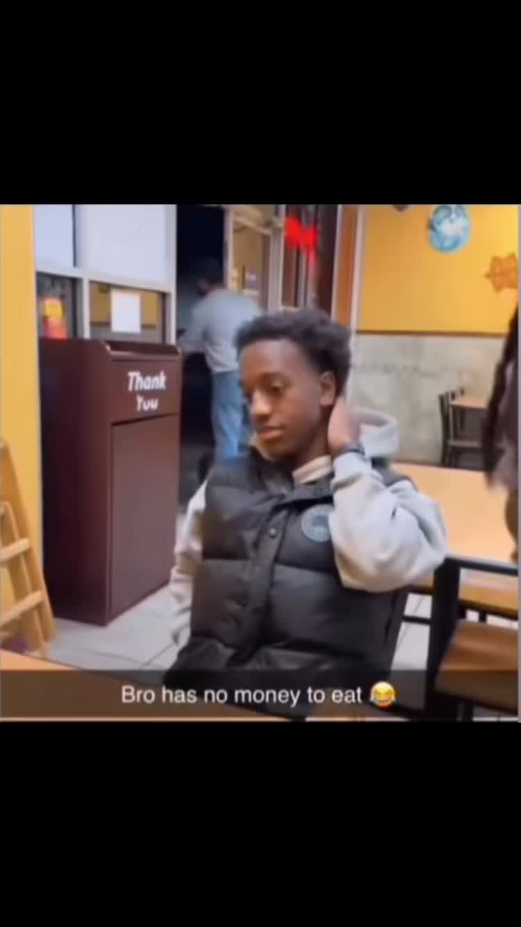@Poo
