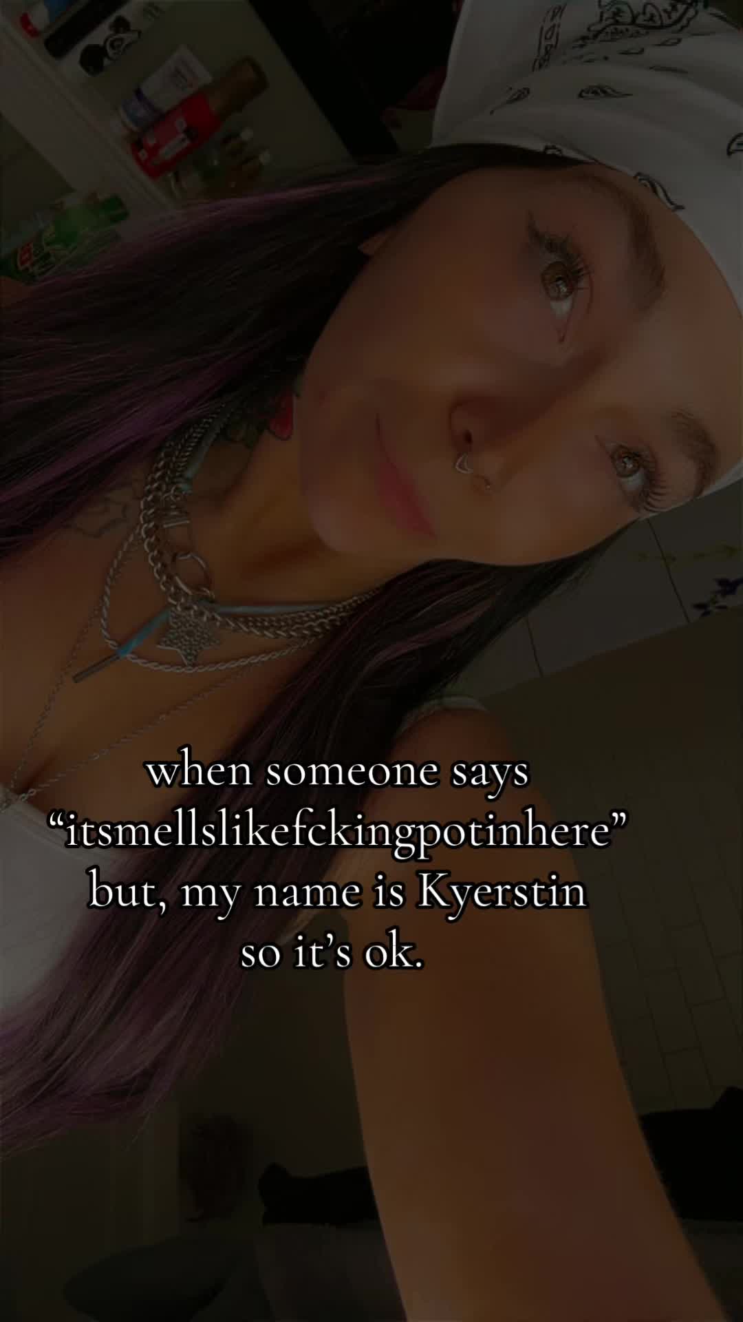 @glowmothxo