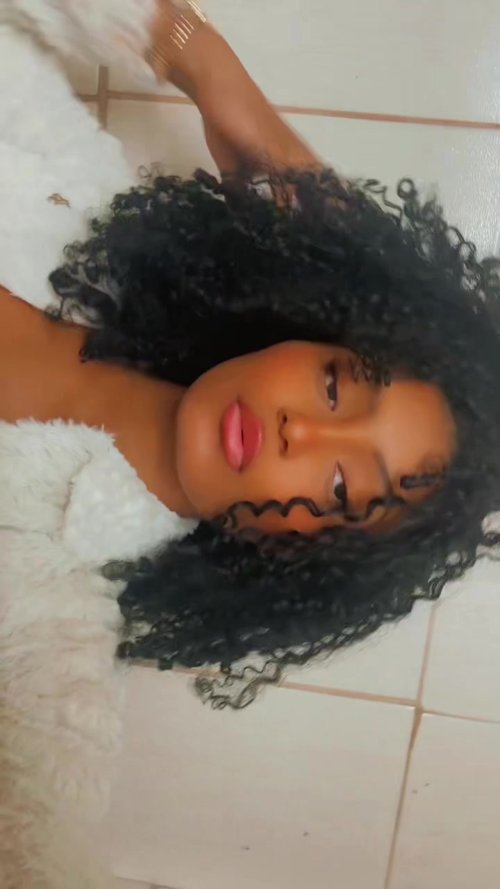 @D&eacute;bora Cristina