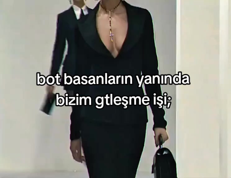 @𝐯𝐞𝐥𝐨𝐮𝐫𝐢𝐚