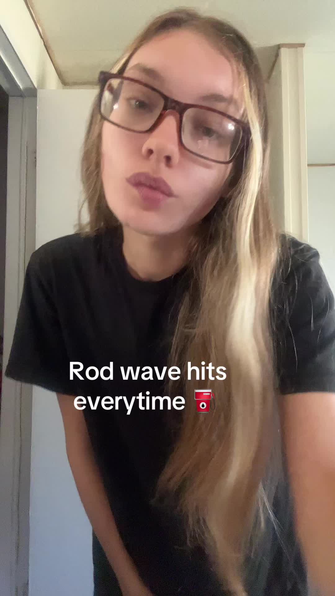 @ItsAshleyBZ
