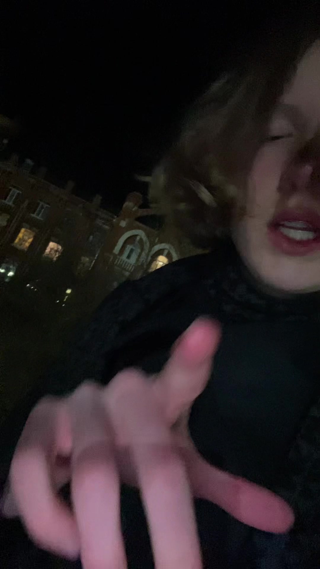 @blonde