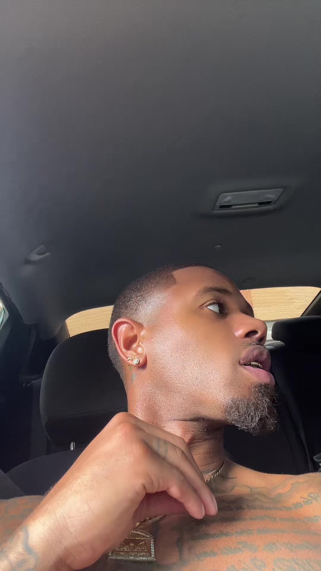 @Hotboi Jay