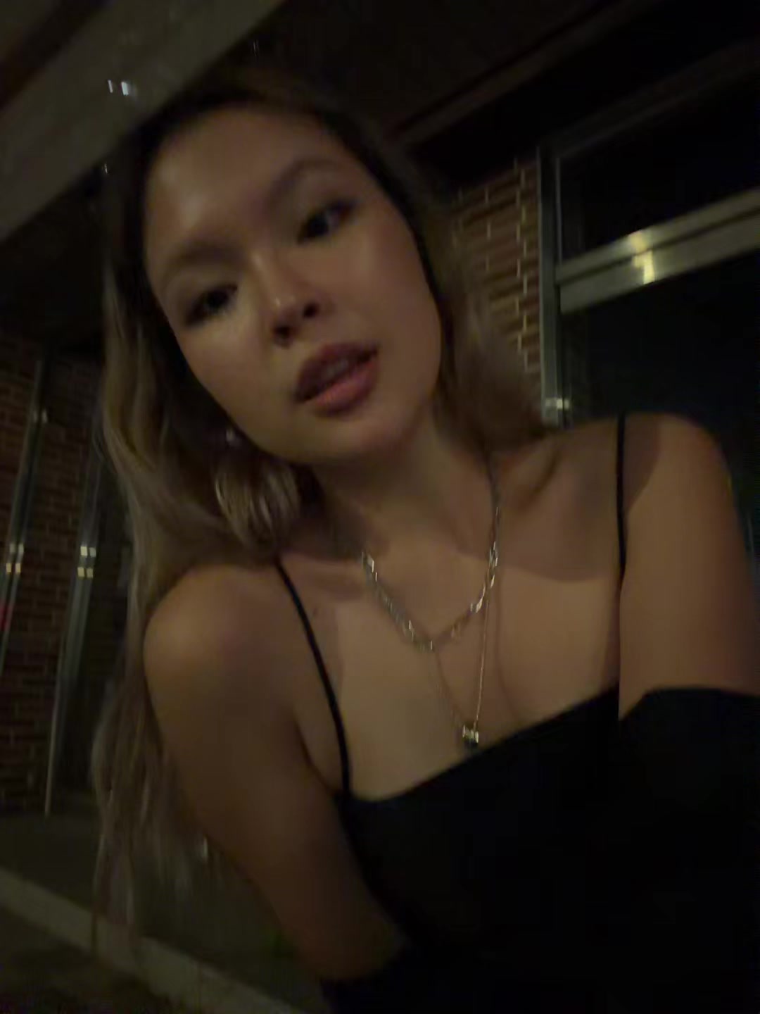 @Akaru