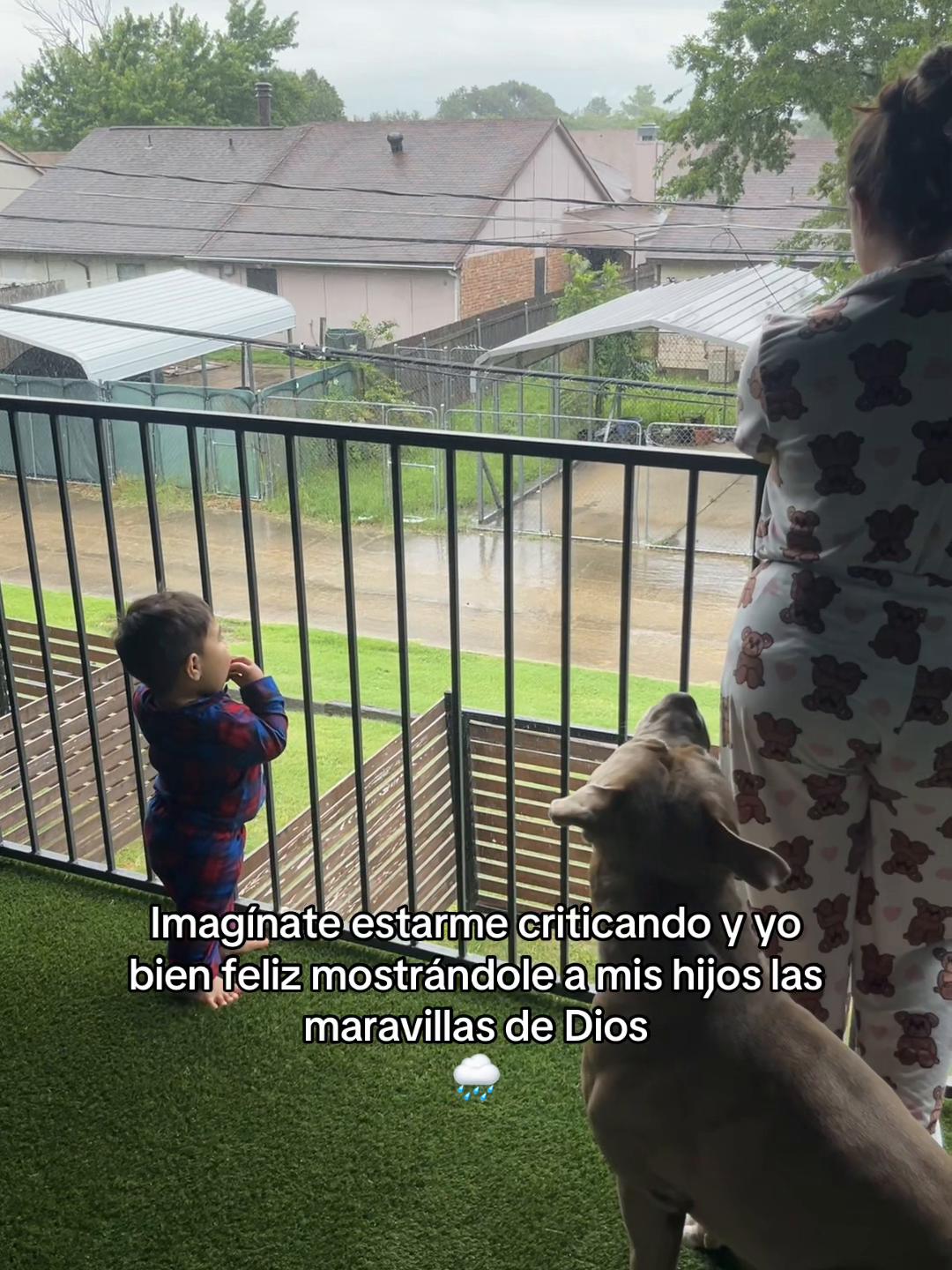@Itzel ✨