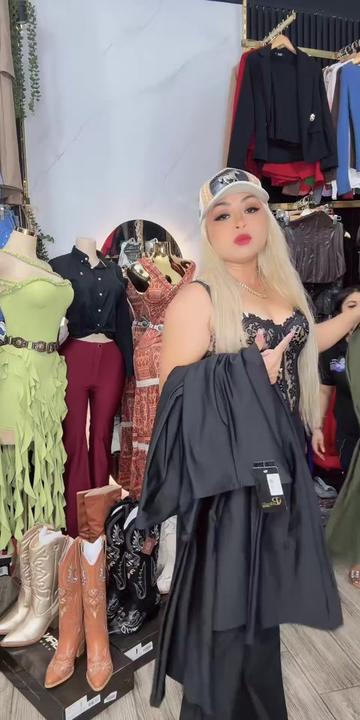 @Vicky Fitfashion