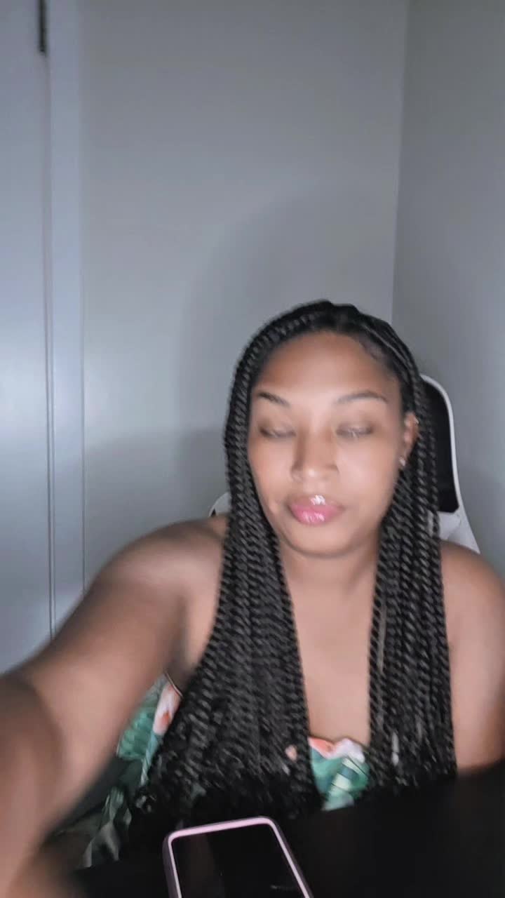 @Auribabyy