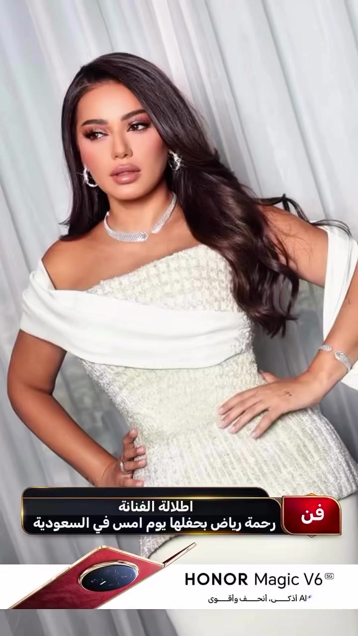 @Celebritiesiq