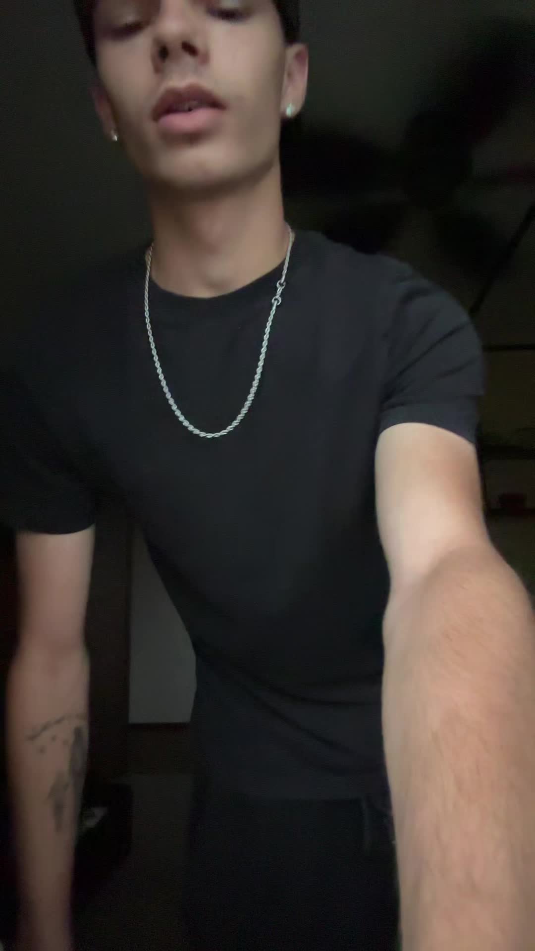 @Lxon_773