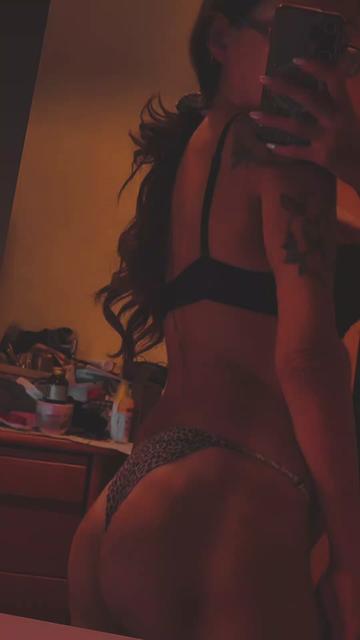 @tizianarebelgirl