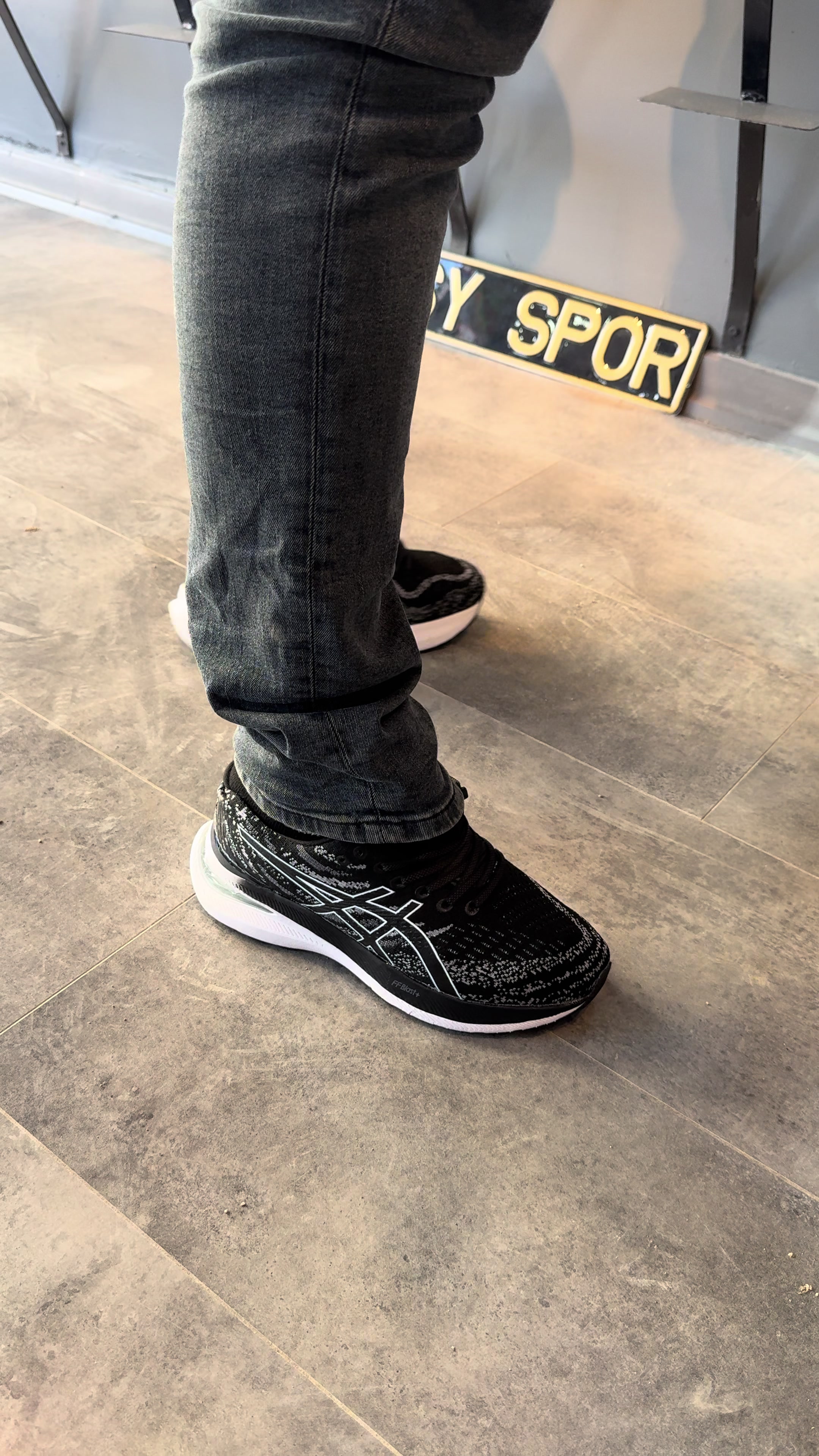 @ESY SPOR