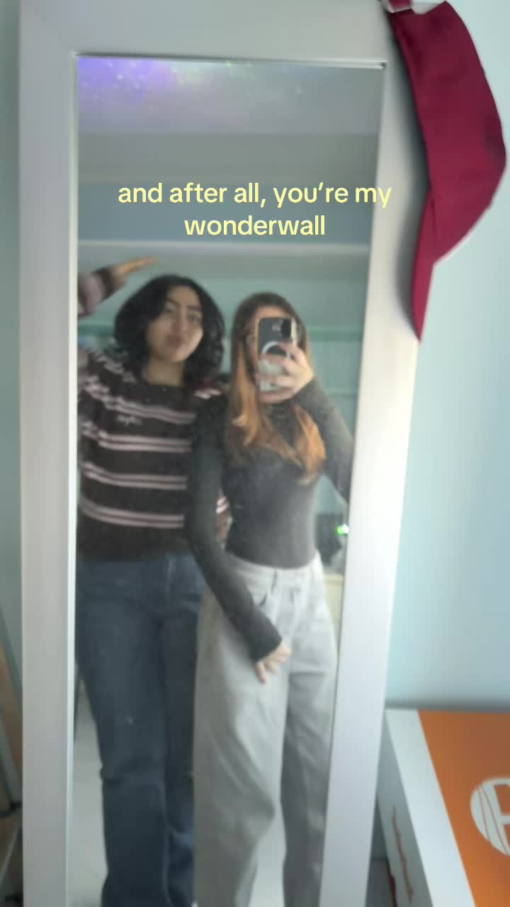 @🇮🇹👸🏼🇩🇪👸🏻