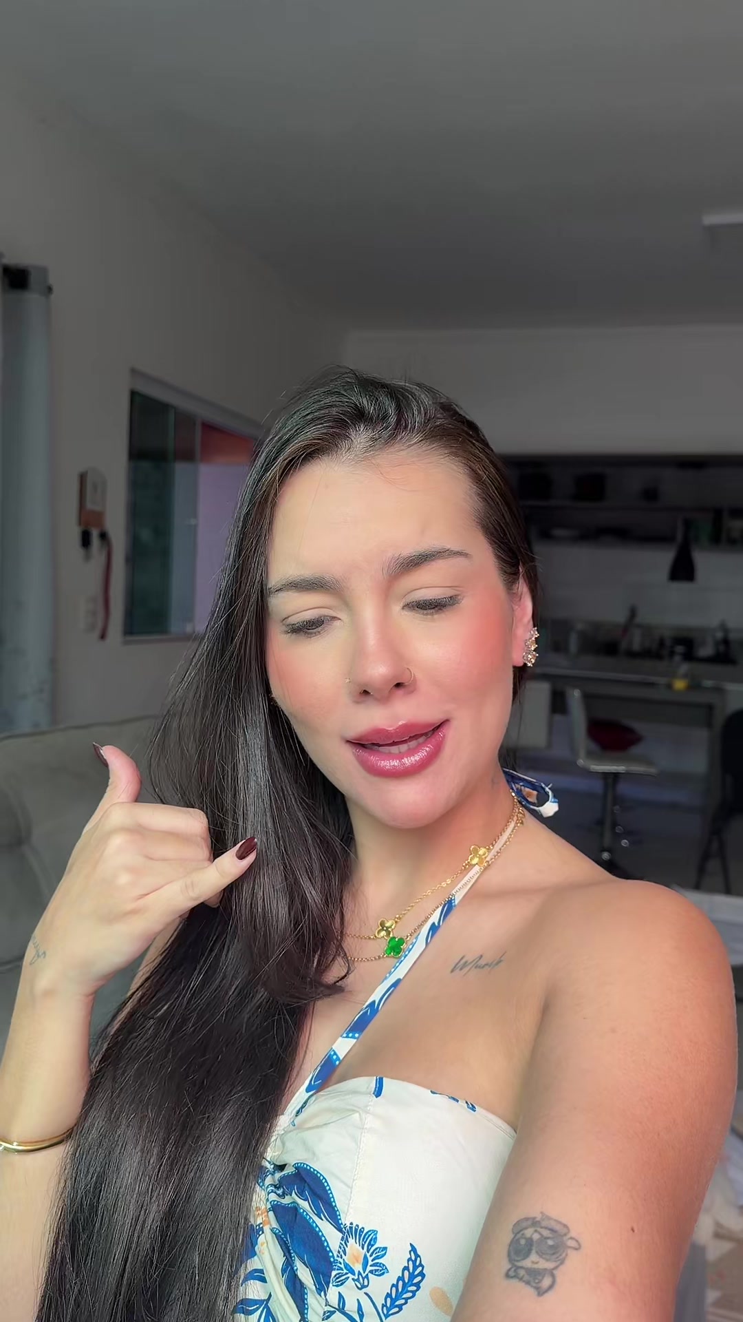 @biazhelena