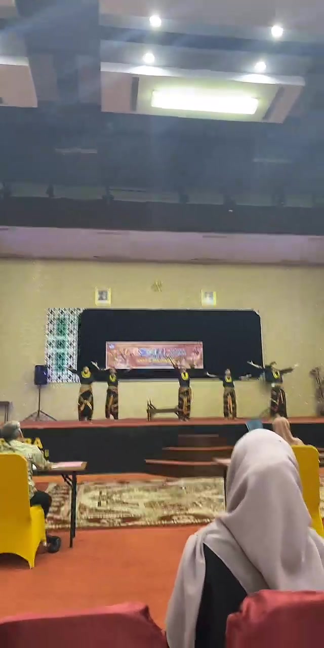 @abni risa pratiwi
