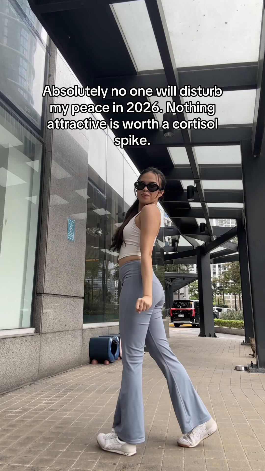 @IAMANONAS
