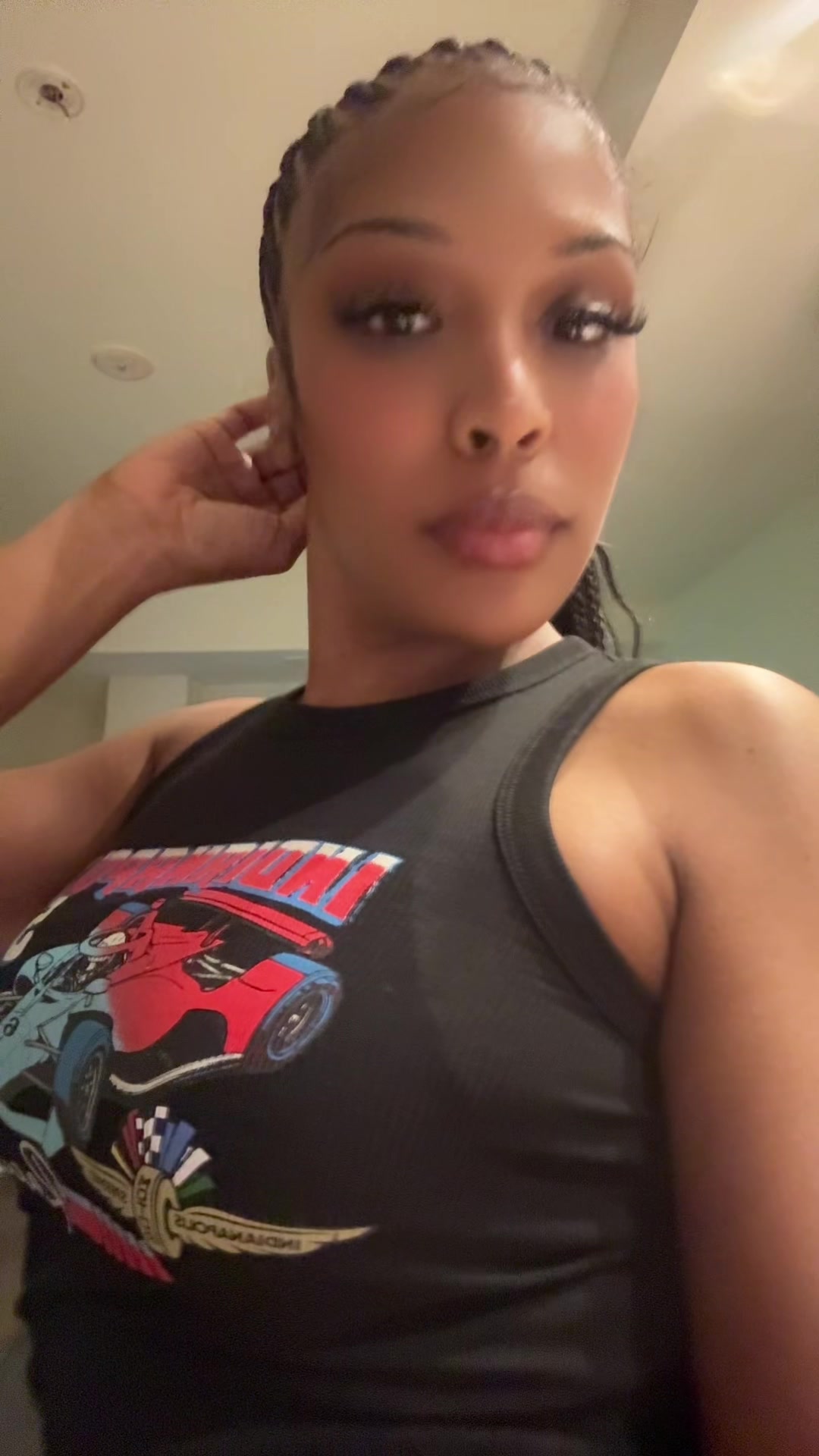 @Mikaa
