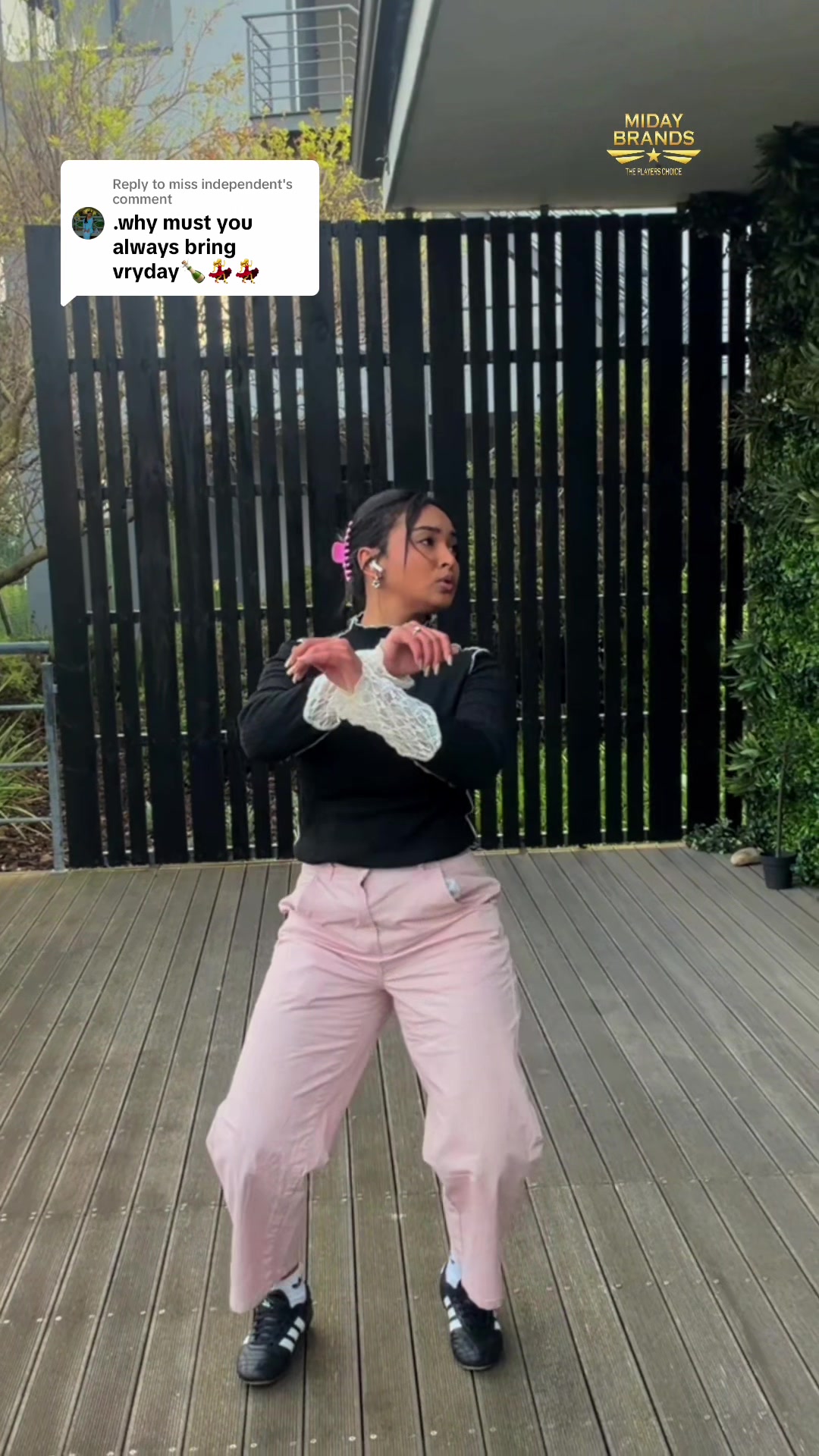 @SIMONÉ_CLEO