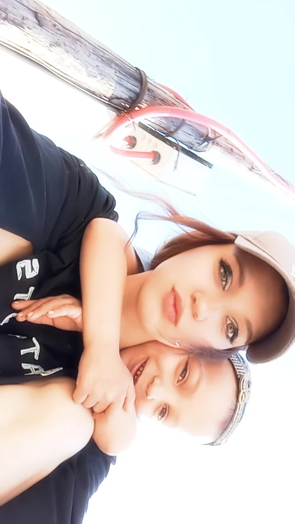 @Молодая мама😏😜