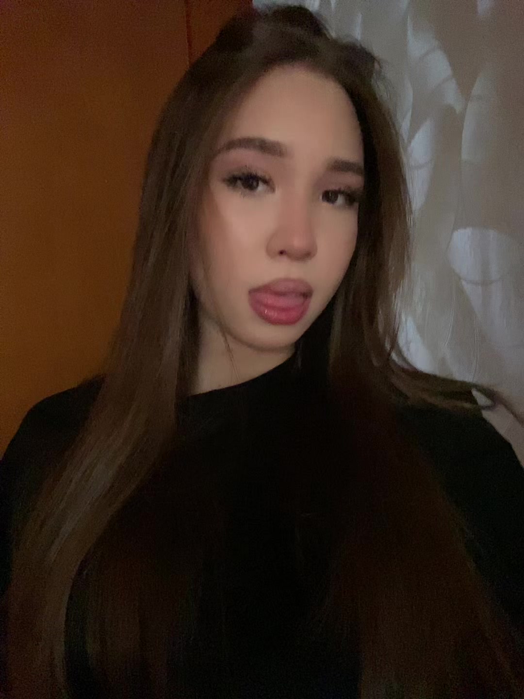 @полиняня