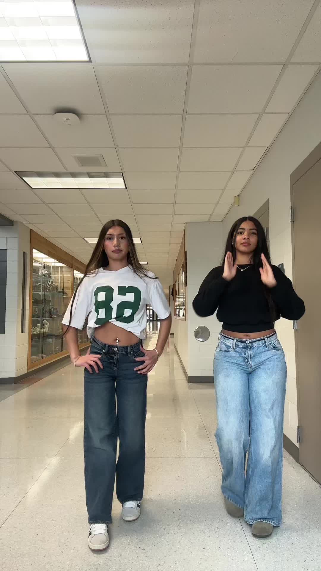 @alyvia