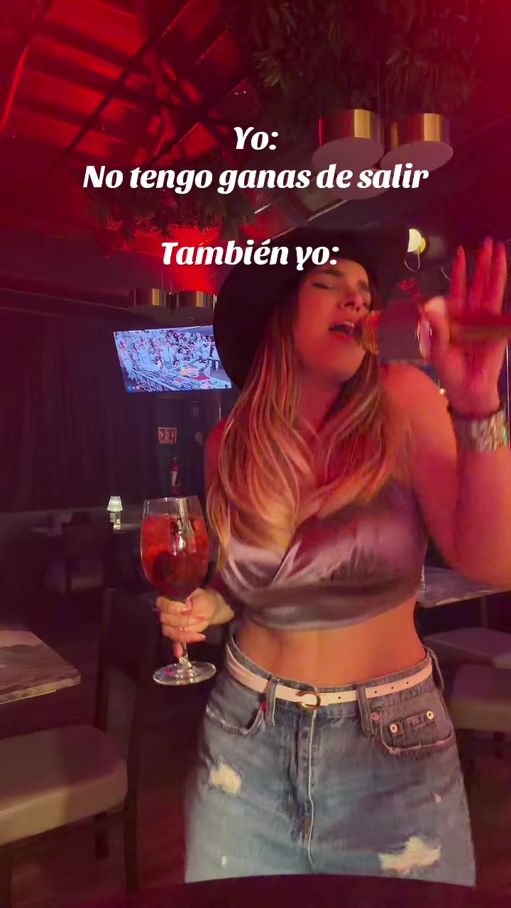 @alejandrasuarez_radio