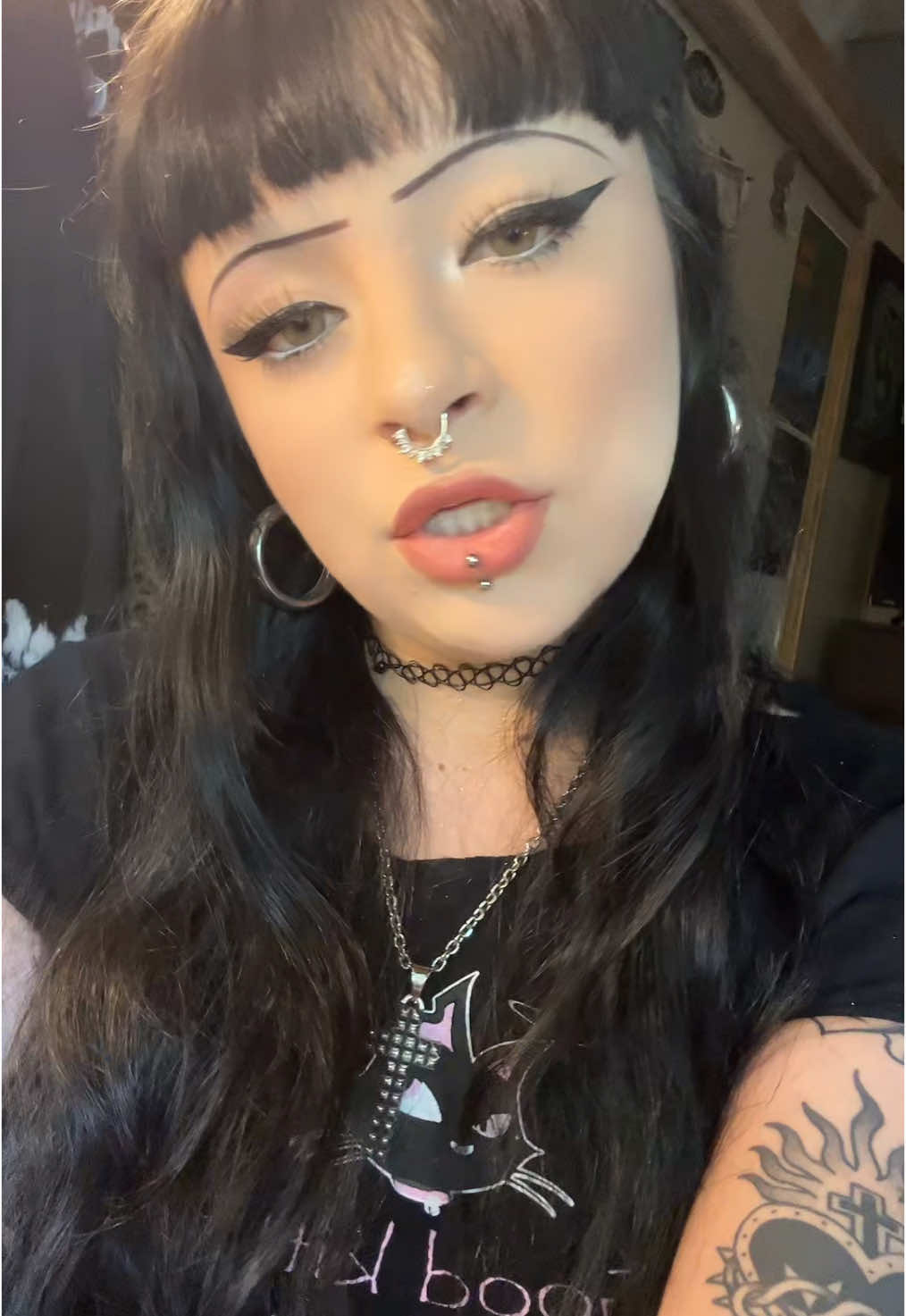 @laur3n🦇