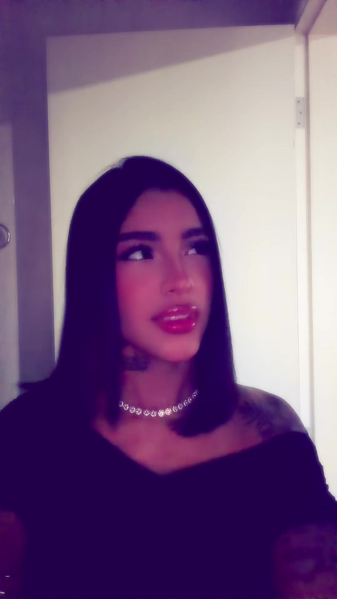 @Thaina Rocha 🐺