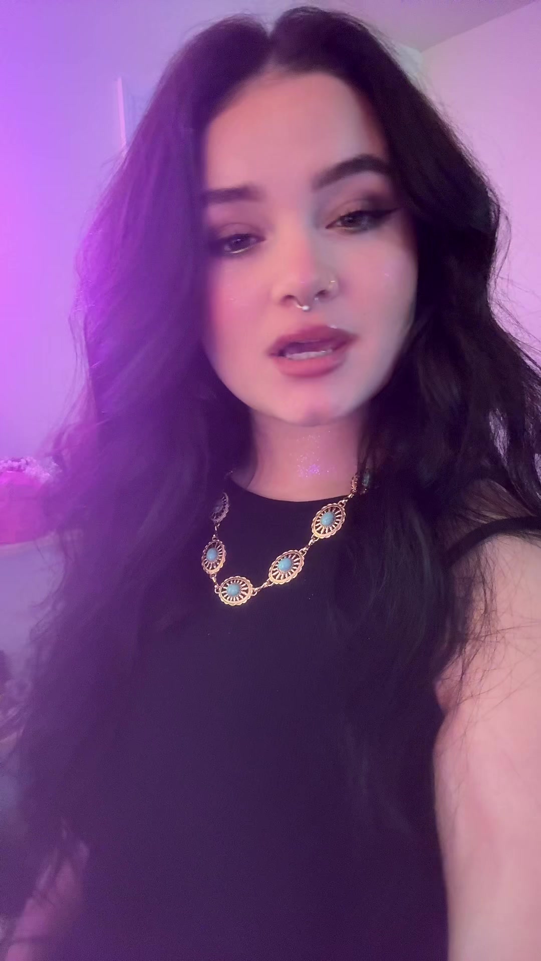 @mía